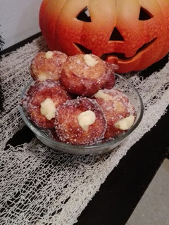 Una foto de Buñuelos de viento rellenos de crema pastelera para Halloween👻