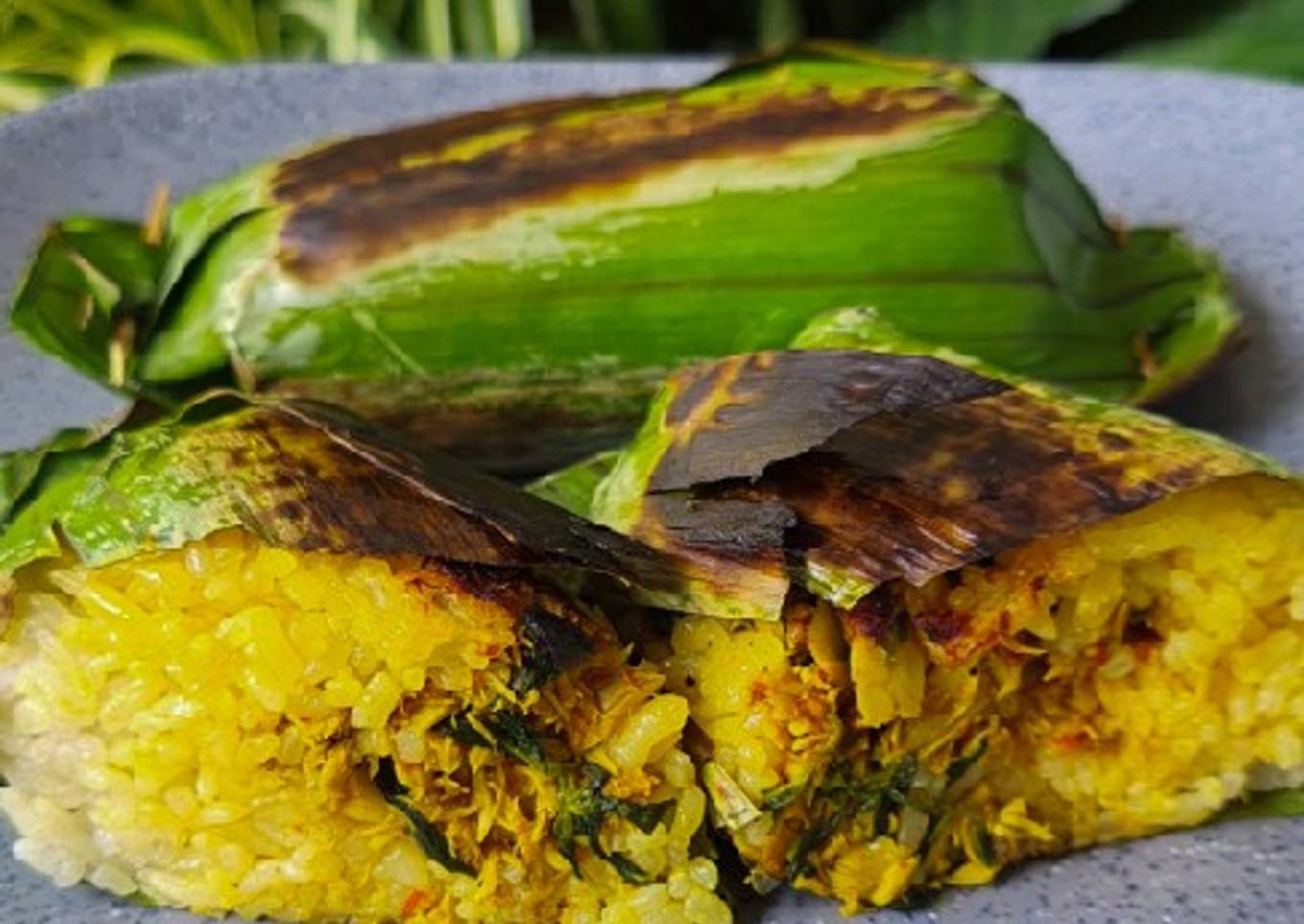 Nasi bakar(ikan tongkol n kemangi)