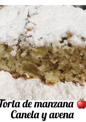 Una foto de Torta de manzana 🍎, canela y avena
