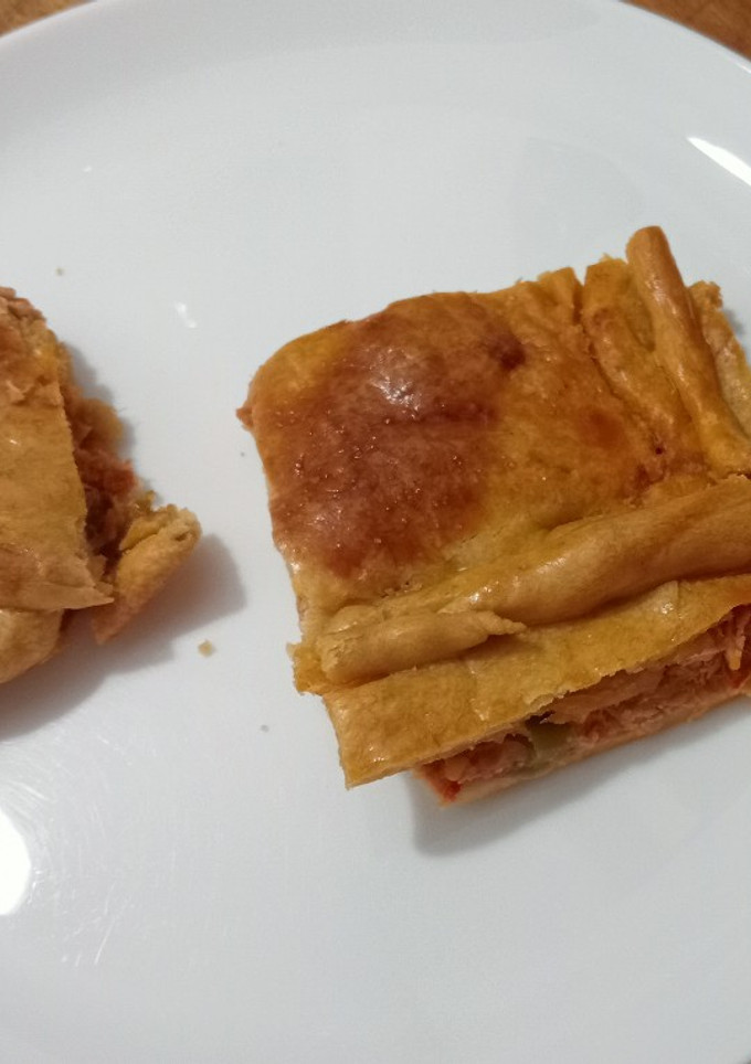 Una foto de 🌯Empanada de atún 🐟con masa casera👨‍🍳