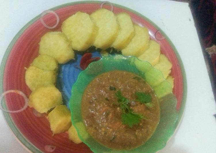 Recipe of Homemade Sweet potatoes + pea nut sauce# festive dish contest_Nairobi Wes