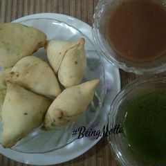 Airfried Aloo Samosas A picture of Airfried Aloo Samosas.