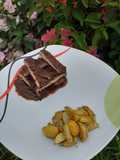 Filete al perejil en papas rústicas