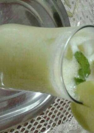 A picture of Musk melon mocktail.