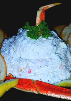 A picture of Mike's Snow Crab Leg Creamy Dip.