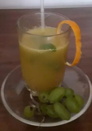 মিক্সড ফ্রুট শরবত(mixed fruit sharbat recipe in bengali) রেসিপির প্রধান ছবি