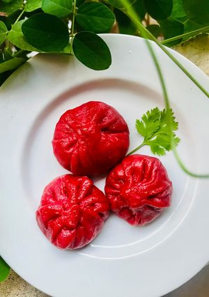 A picture of Red Hot Steamed Momos.