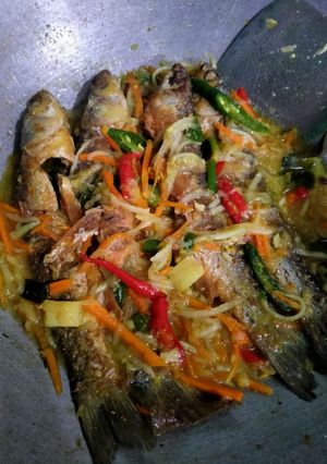 Foto resep Ikan masak acar kuning