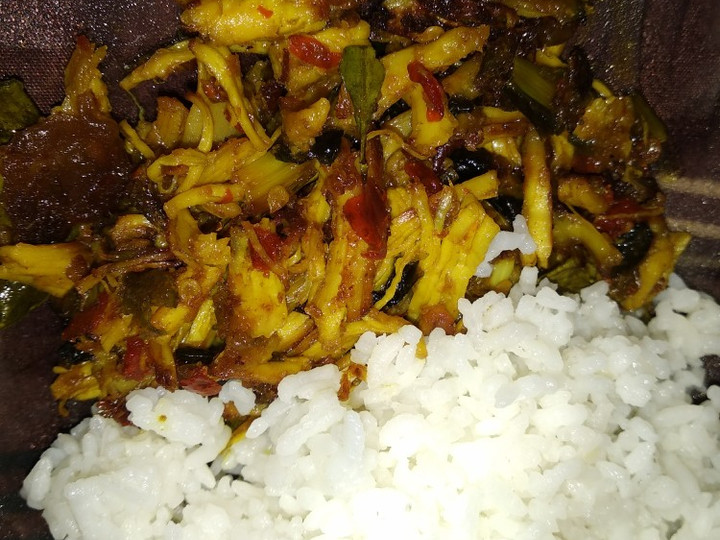 Anti Ribet, Memasak Ayam Suwir Pedas Aroma Daun Jeruk Enak Terbaru