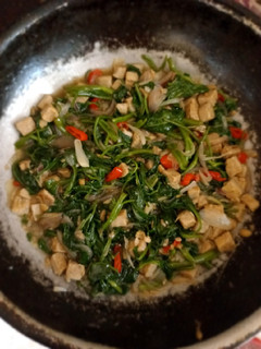 Foto resep Oseng kangkung tempe