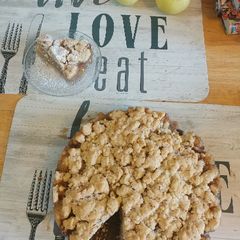 A picture of Polish Apple Pie my way.