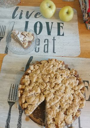 A picture of Polish Apple Pie my way.