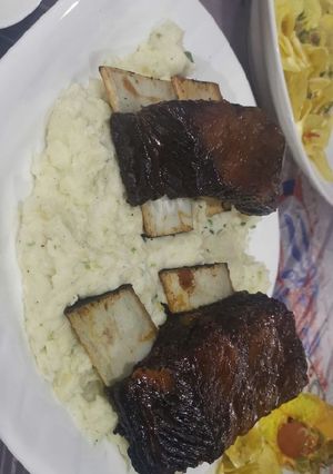 A picture of Short Ribs.