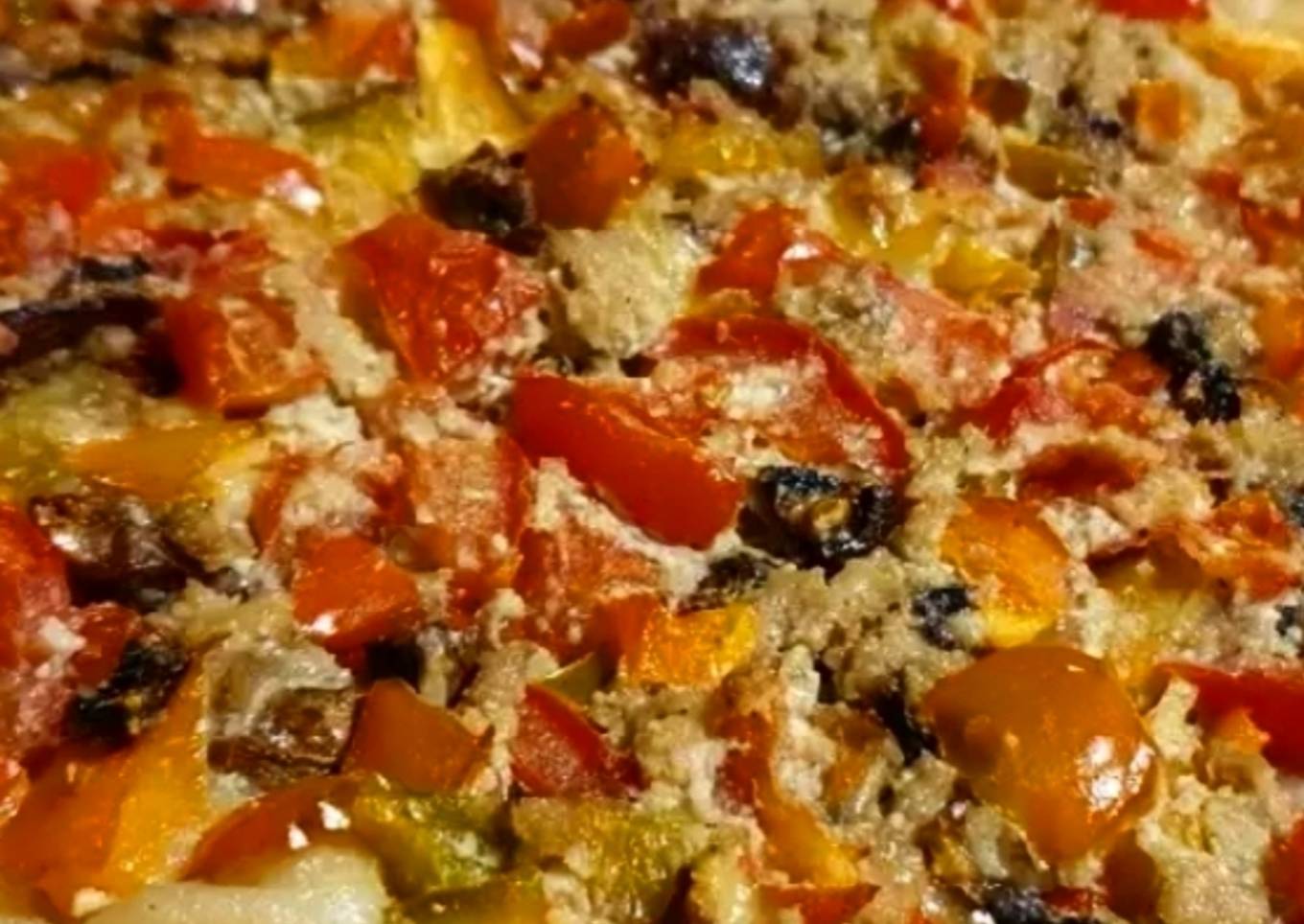 Tarte thon, tomates, poivron, champignon