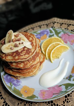 A picture of Fluffy chopped chocolate pancake.