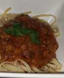 Tallarines con salsa fácil (bologñesa)