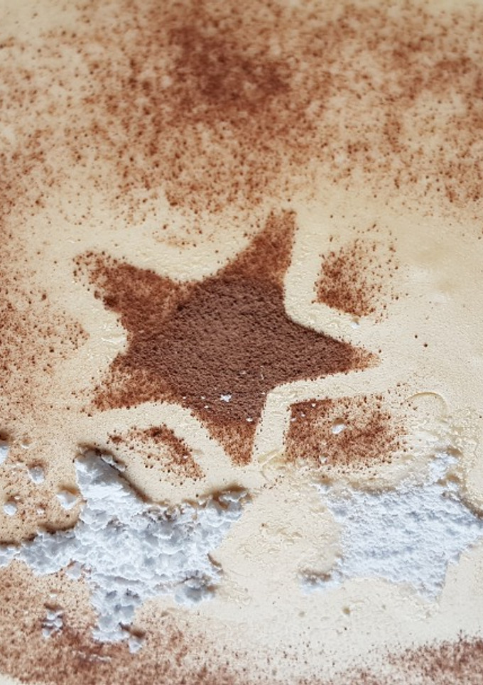 Una foto de Tarta de turrón