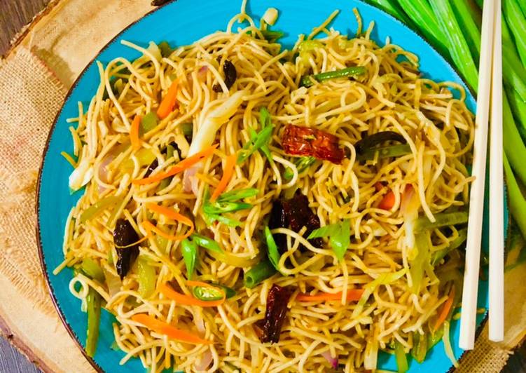 Easiest Way to Make Super Quick Homemade Chilly Garlic Noodles