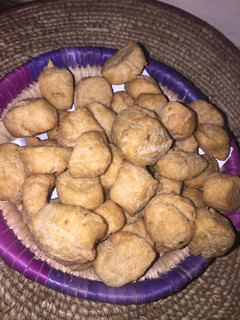 A picture of Milky cincin.