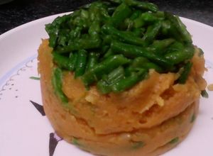 Foto principal de Patatas pelonas con espárragos trigueros