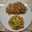 Batatas aplastadas con lentejas al merkén