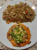 Batatas aplastadas con lentejas al merkén