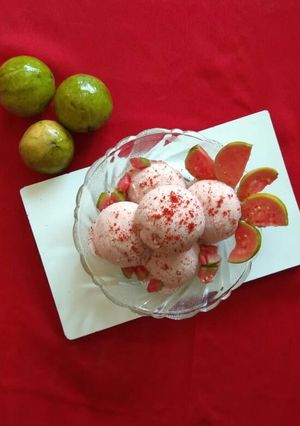 A picture of Guava icecream.