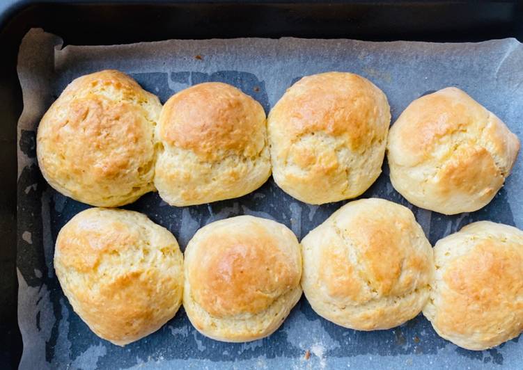 Easy no yeast buns