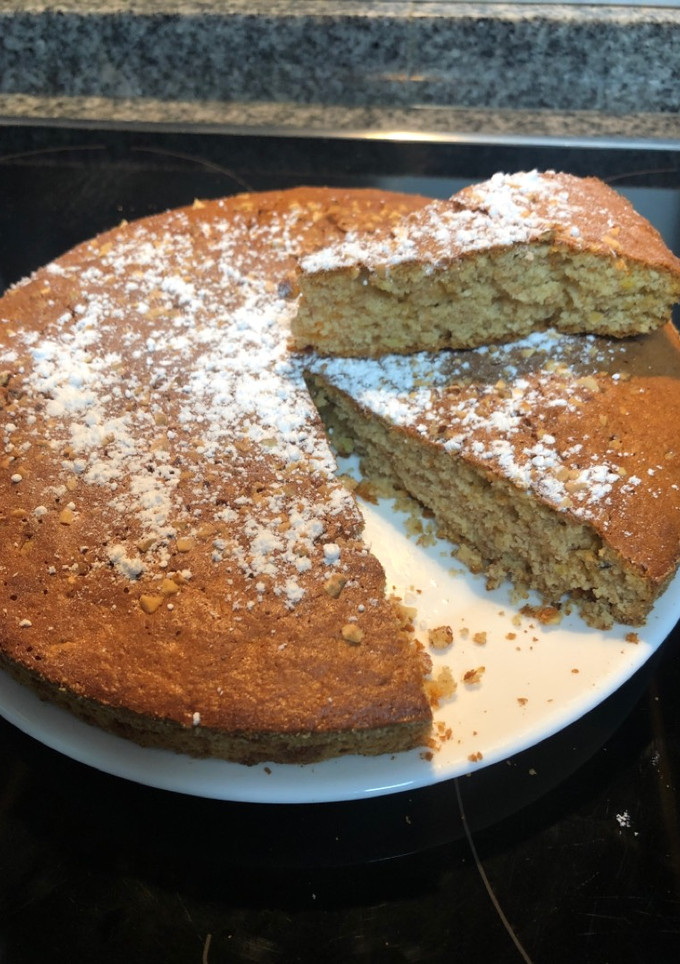 Una foto de Bizcocho de almendra con avena integral