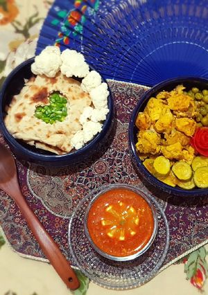عکسی از دستور خوراک مرغ و سبزیجات ماکروفری سریع 🥘🍗