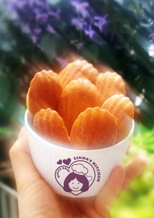 Hình của món Madeleines.