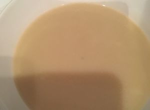 Una foto de Crema de corazón de alcachofa