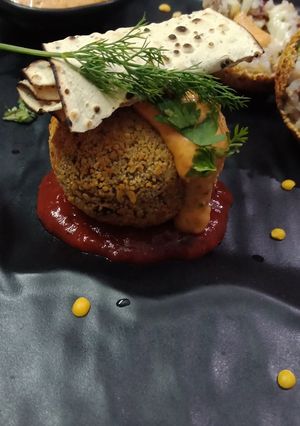 A picture of Rice &Bean aranchini balls.