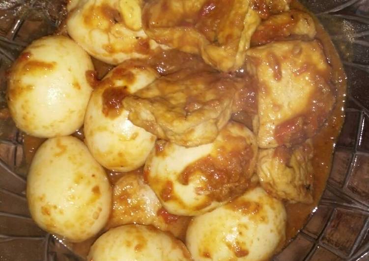 T2 buli (Telor tahu bumbu bali)