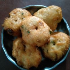 A picture of Medu Vadas.