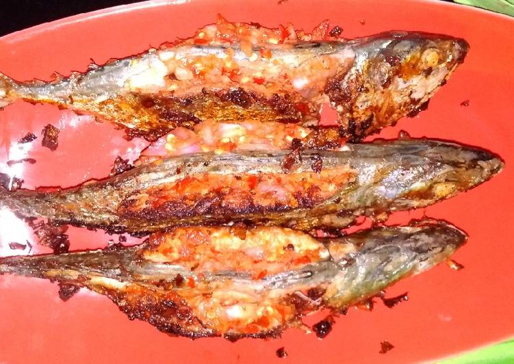 Ikan sumbat sambal