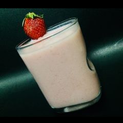 A picture of Caramelized Strawberry Milkshake.