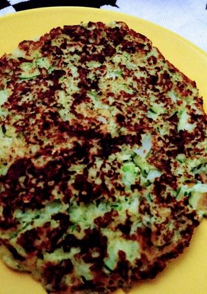 Una foto de Hamburguesa/tortilla de calabacín