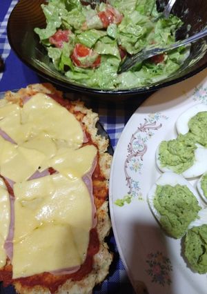 Una foto de Pizza de mandioca o yuca