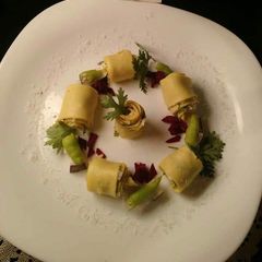 A picture of Khandvi.