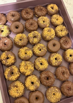 Φωτογραφία της συνταγής Mini Donuts 🍩 με μηχανή για donuts ❤️