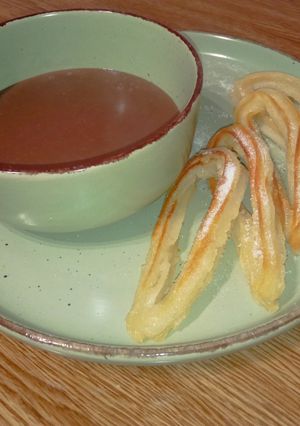 Una foto de Churros con Chocolate