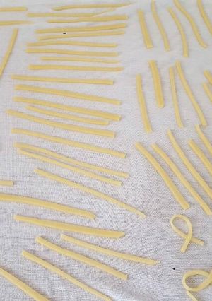 A picture of Egg Noodle.