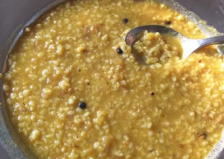 Wheat dalia with moong dal