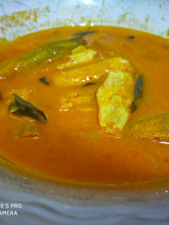 A picture of Drumstick Fish Curry.