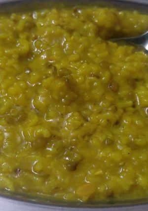 खिचड़ी (khichdi recipe in Hindi) रेसिपी मुख्य फोटो