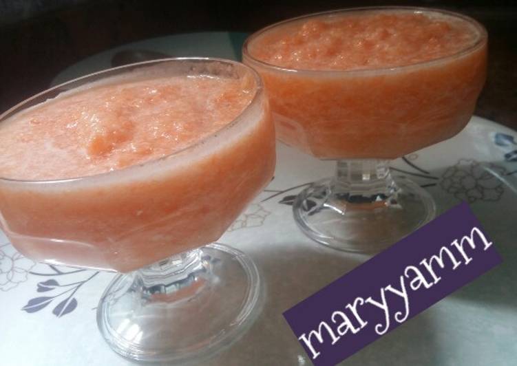 Pineapple and carrot juice