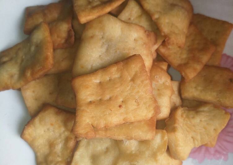 Simple Way to Prepare Speedy Crackers