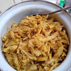 รูปของ Tumis ayam suwir untuk isian roti/panada/pao dll