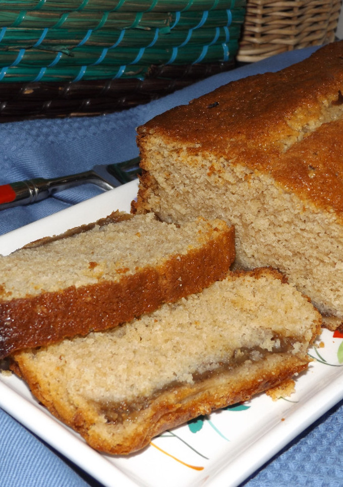 Una foto de Pastel con mermelada casera de higos y brevas